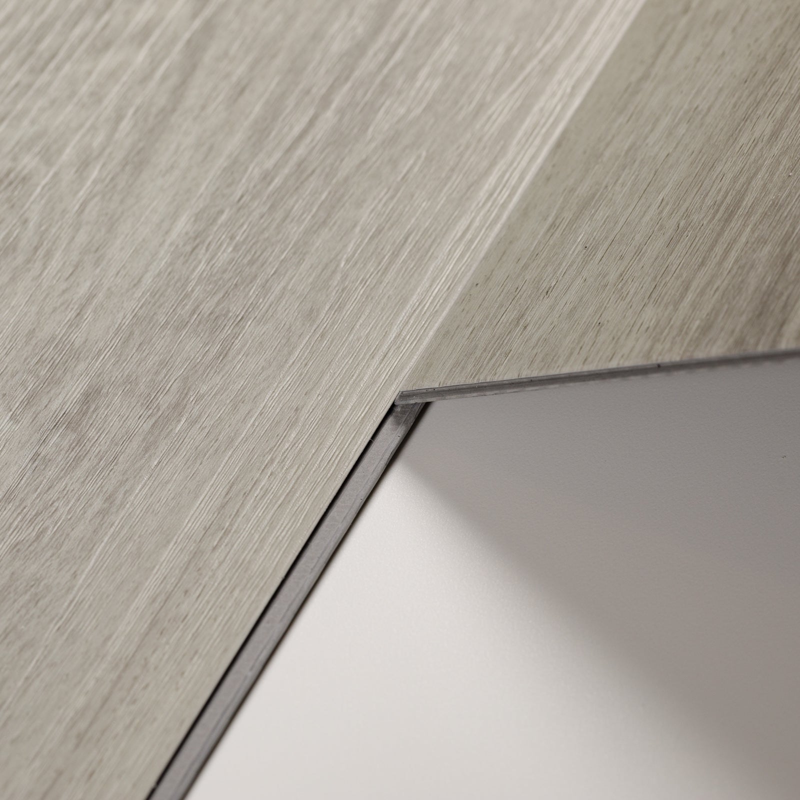 Sol PVC-SPC clipsable Izisol - chêne gris béton - lame clipsée